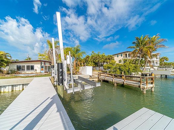 5th image of 1217 Bay Shore Blvd