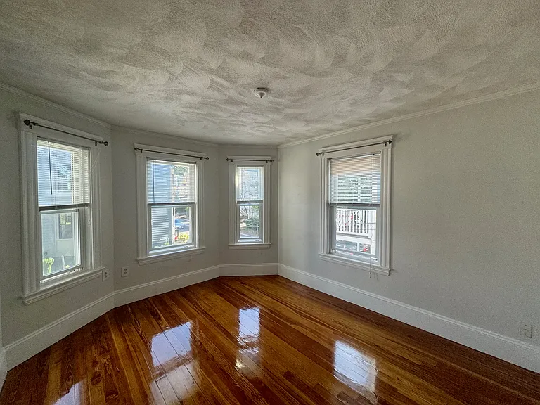 13 Orrin St #3R — Photo 12
