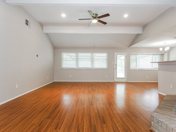 4th image of 104 Suttonwood Dr