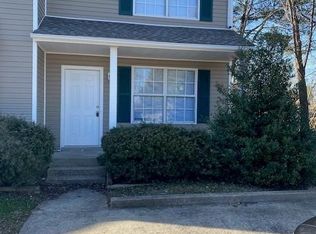 100 Cunningham Pl APT B, Clarksville, TN 37042