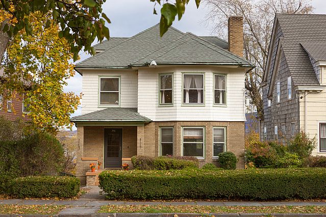 1st image of 396 Grand St