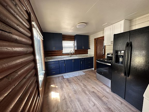 4th image of 1116 Herbert Ave