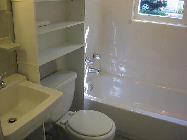2101 3rd Pl S #B — Photo 17
