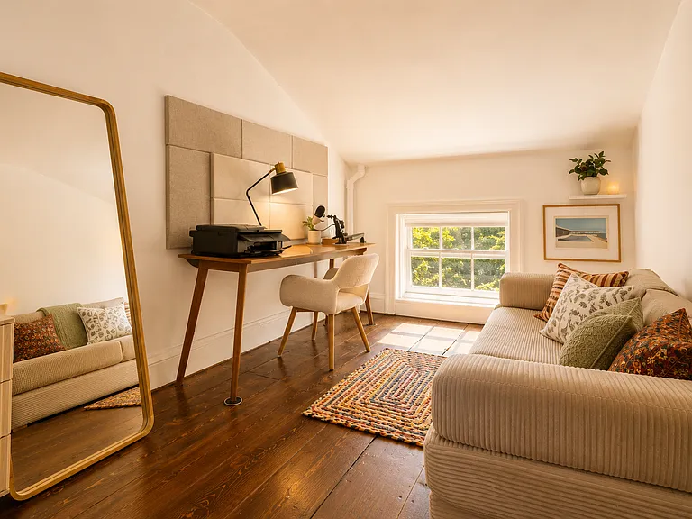 410 W 20th St #3 — Photo 10
