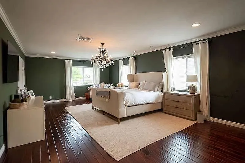 5 bed, 3.5 bath, 4000 sqft, $12,400 — Photo 4