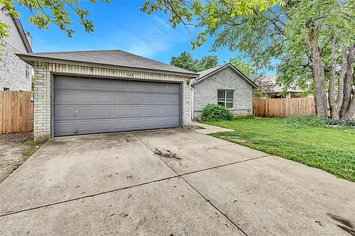 908 Dogwood Trl Photo 1