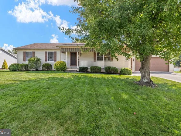 49 Ocelot Dr, Hanover, PA 17331
