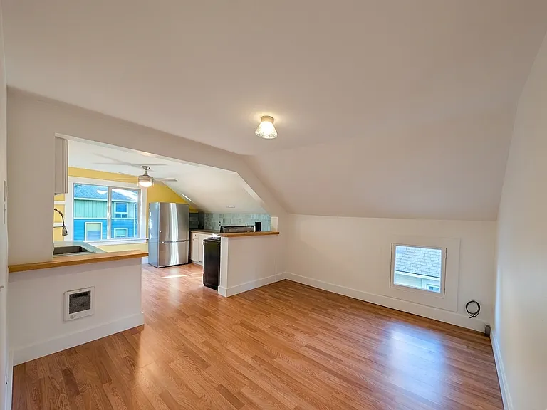 1023 NE Webster St — Photo 20