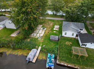 7320 Jochar Rd, Algonac, MI 48001