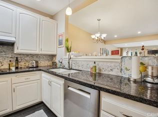 792 Woodlawn Dr, Thousand Oaks, CA 91360