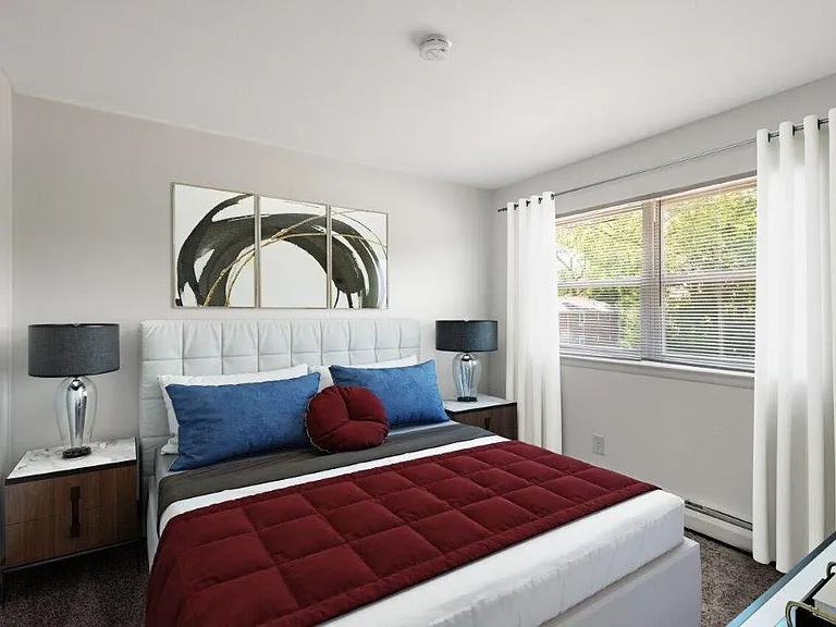 Glen Ellen Apartment Homes — Photo 4