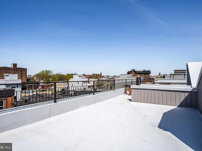 2409 N Hancock St #6 — Photo 30