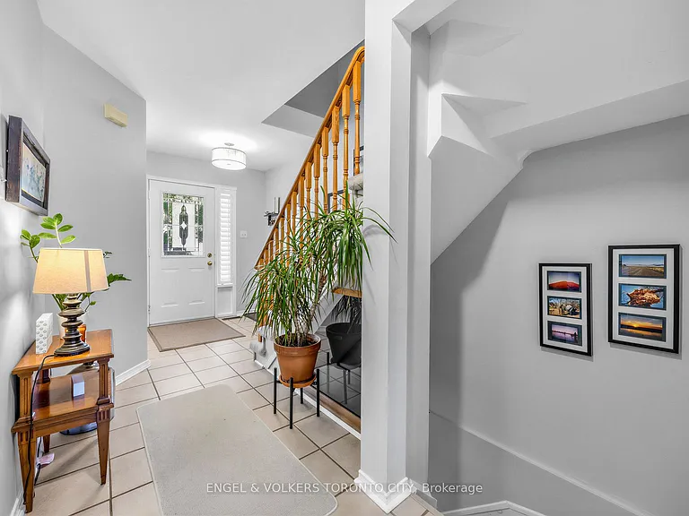 15 Fulton Cres — Photo 14