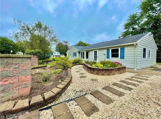 9280 Root Rd, North Ridgeville, OH 44039