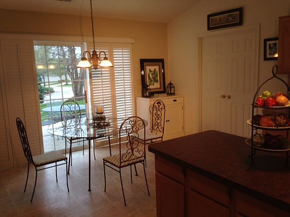 5th image of 653 Timberhill Dr