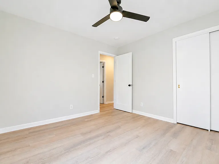 2117 Sierra Dr — Photo 22