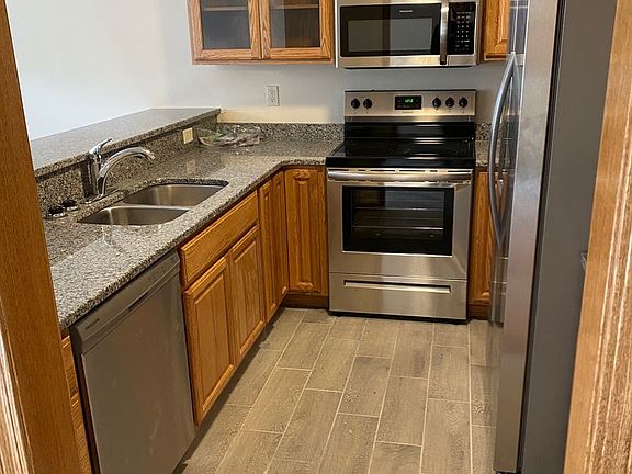 5th image of 927-975 W Wilson St #3B-2BA-1300SQFT