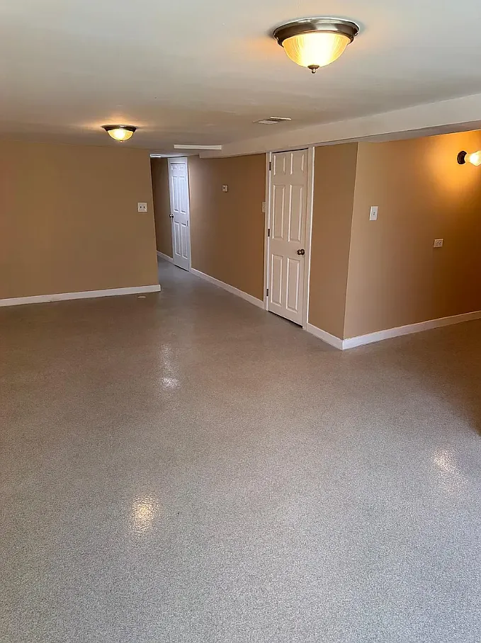 2 bed, 950 sqft, $1,275 — Photo 2