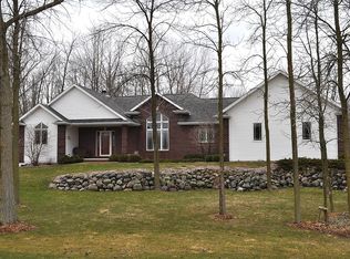 1583 Gander Ct, Suamico, WI 54173