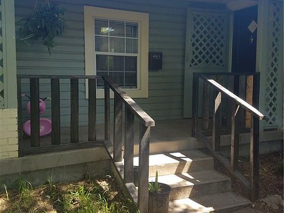 2nd image of 2020 Sherwood Dr