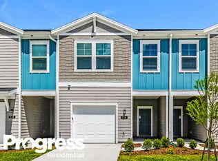 536 Cherry Ridge Dr, Orange Park, FL 32065