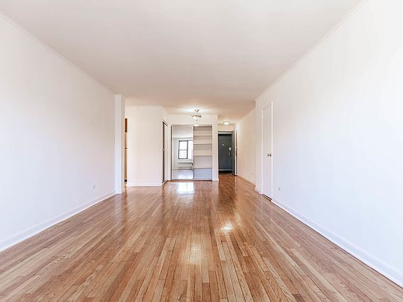 5th image of 6485 Broadway #5V