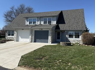 526 Paradise Way W #B, Greenwood, IN 46143