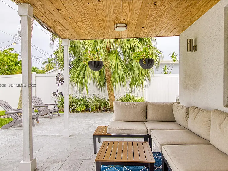 1239 Washington St — Photo 46