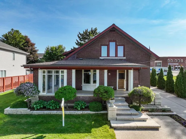 112 Lawrence Blvd E, Wabasha, MN 55981