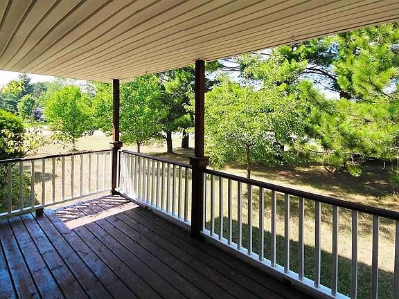 4th image of 2499 Pine Breeze Dr