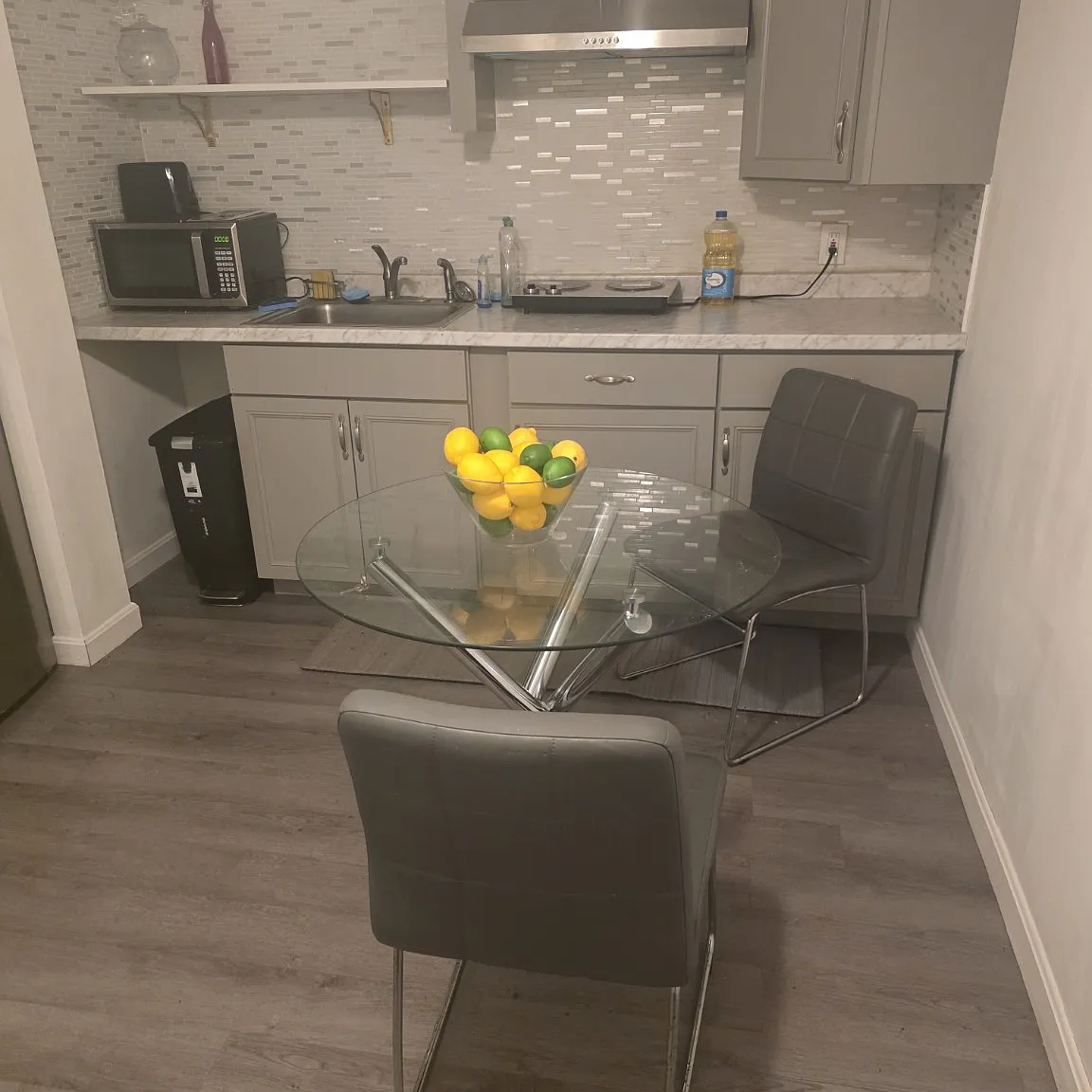 Studio, 500 sqft, $1,675 — Photo 2