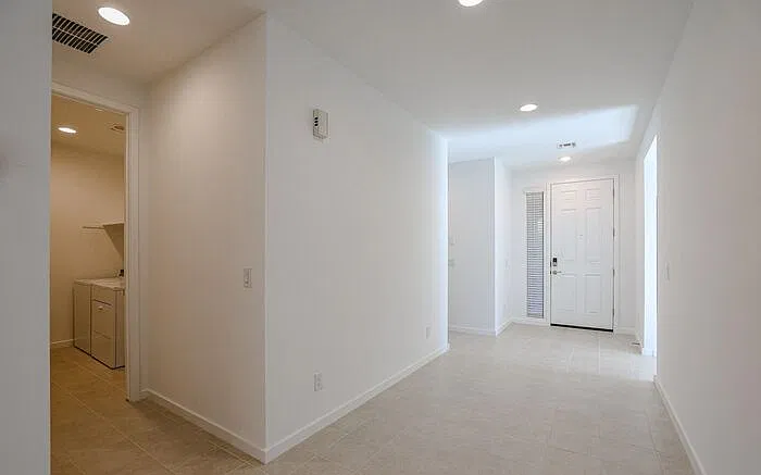 4 bed, 3.0 bath, 2342 sqft, $2,395 — Photo 2