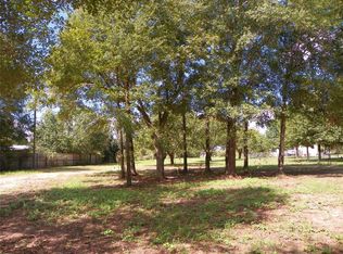 12486 Lake Conroe Bay Rd, Willis, TX 77318