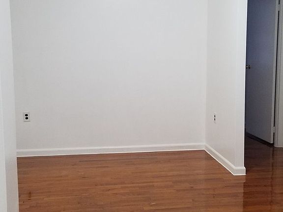 4th image of 641 Hudson St APT 2B