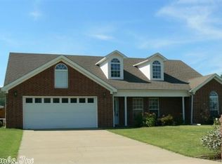 18 Village Creek Dr, Cabot, AR 72023