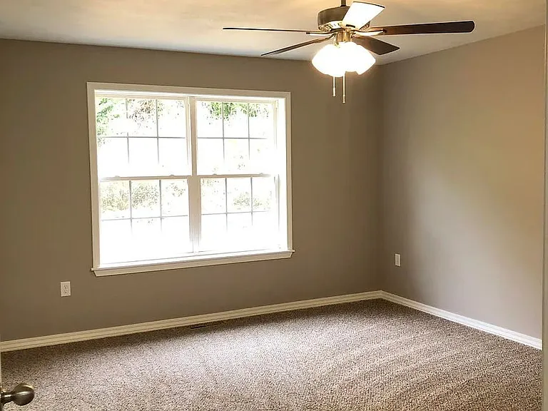 120 Sunrise Cv — Photo 29