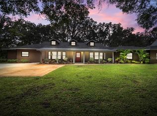 228 N Dover Rd, Dover, FL 33527