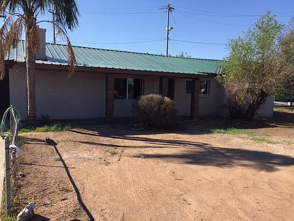 3rd image of 1101 E 11th St