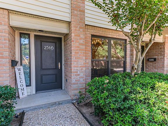 3rd image of 2516 Bering Dr