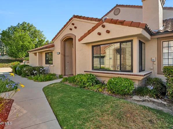 384 Country Club Dr Unit A, Simi Valley, CA 93065