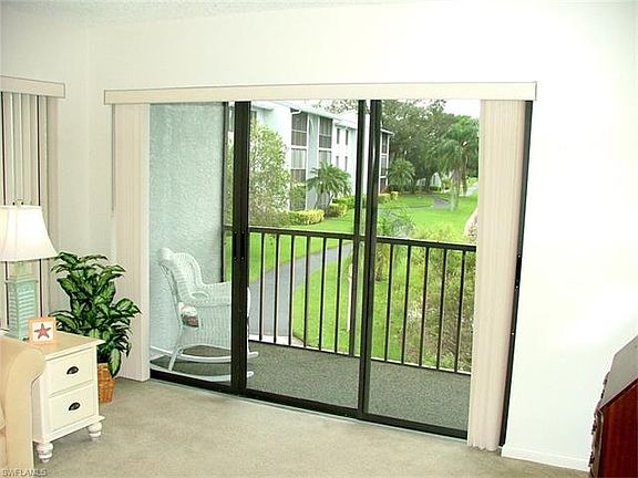 5th image of 4641 Lakeside Club Blvd APT 15