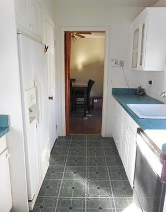 4th image of 715 Dennison Dr