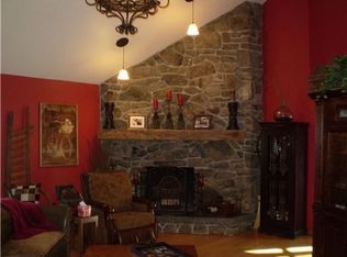 48 Cedar Creek Ln, Port Jervis, NY 12771