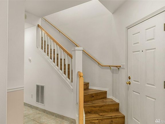 3rd image of 13280 NE 183rd St