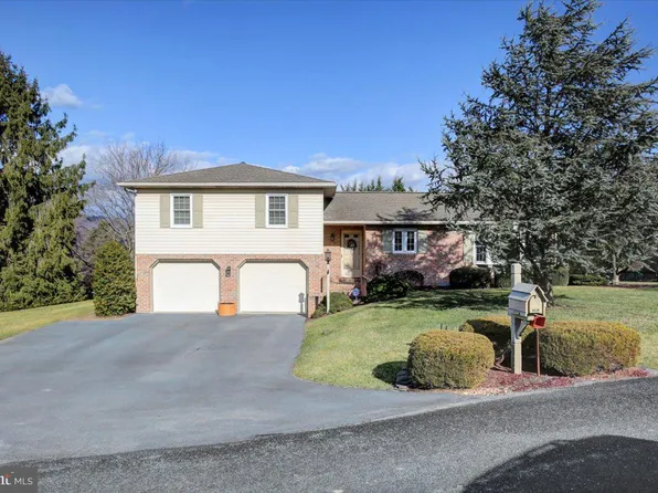 11981 Windmere Cir, Waynesboro, PA 17268