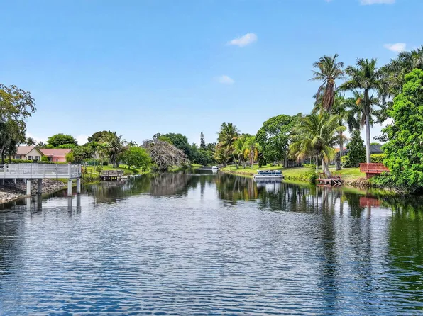 1262 Essex Drive, Wellington, FL 33414