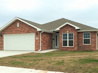 2301 Pennsylvania Ave, Joplin, MO 64804