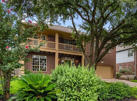 2nd image of 6423 Yaupon Dr