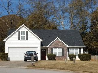 7001 Valley Forge Dr, Flowery Branch, GA 30542