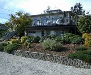 1st image of 1386 Country Club Dr